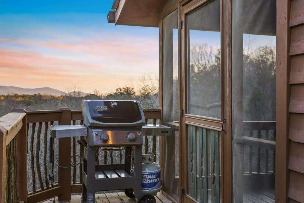 Holiday home Mountain Views Hot Tub Firepit Close To Town