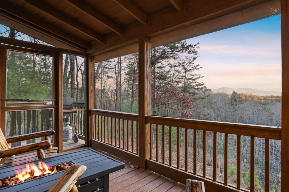 Holiday home Mountain Views Hot Tub Firepit Close To Town *